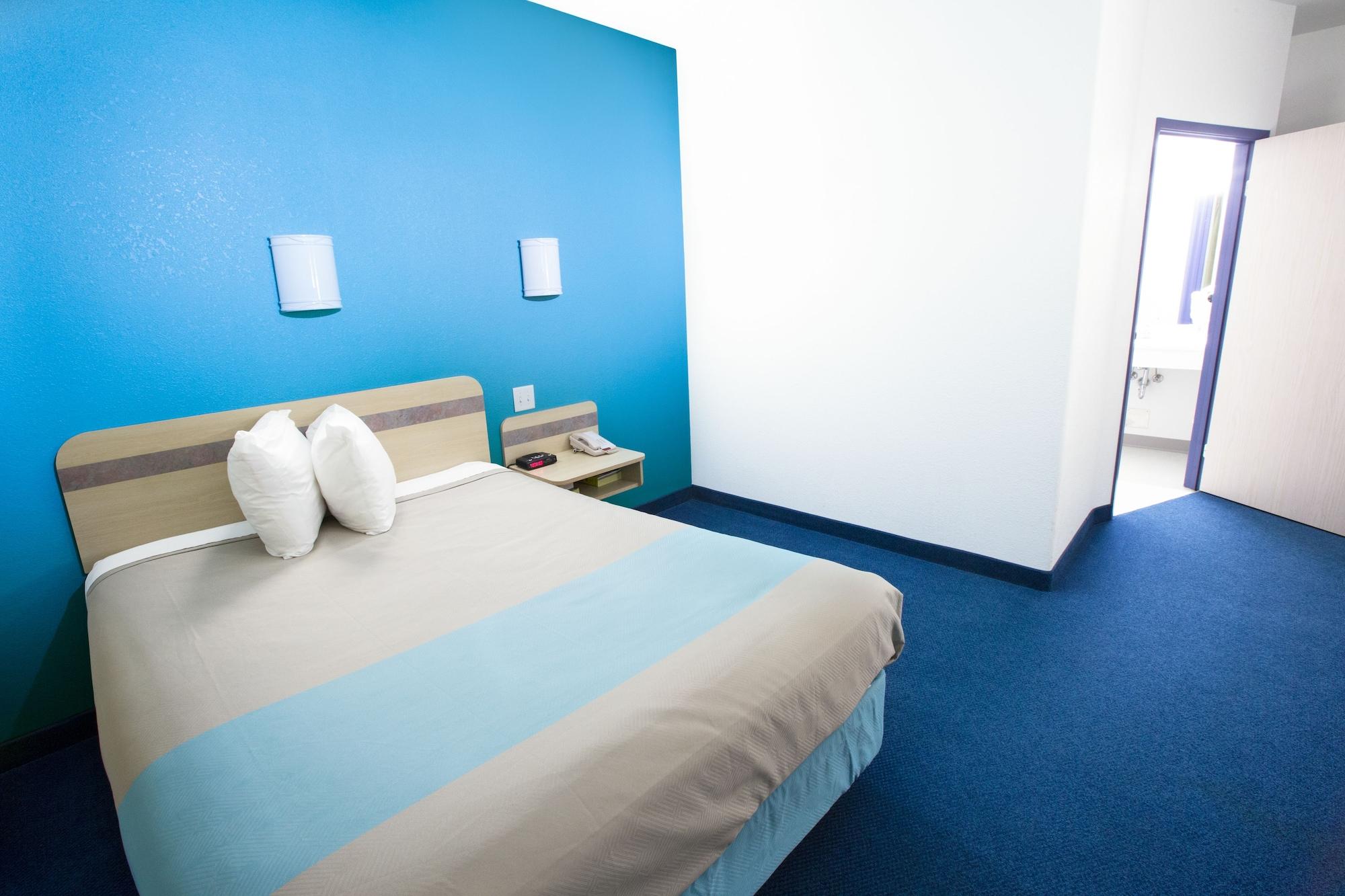 Motel 6-Red Deer, Ab Экстерьер фото