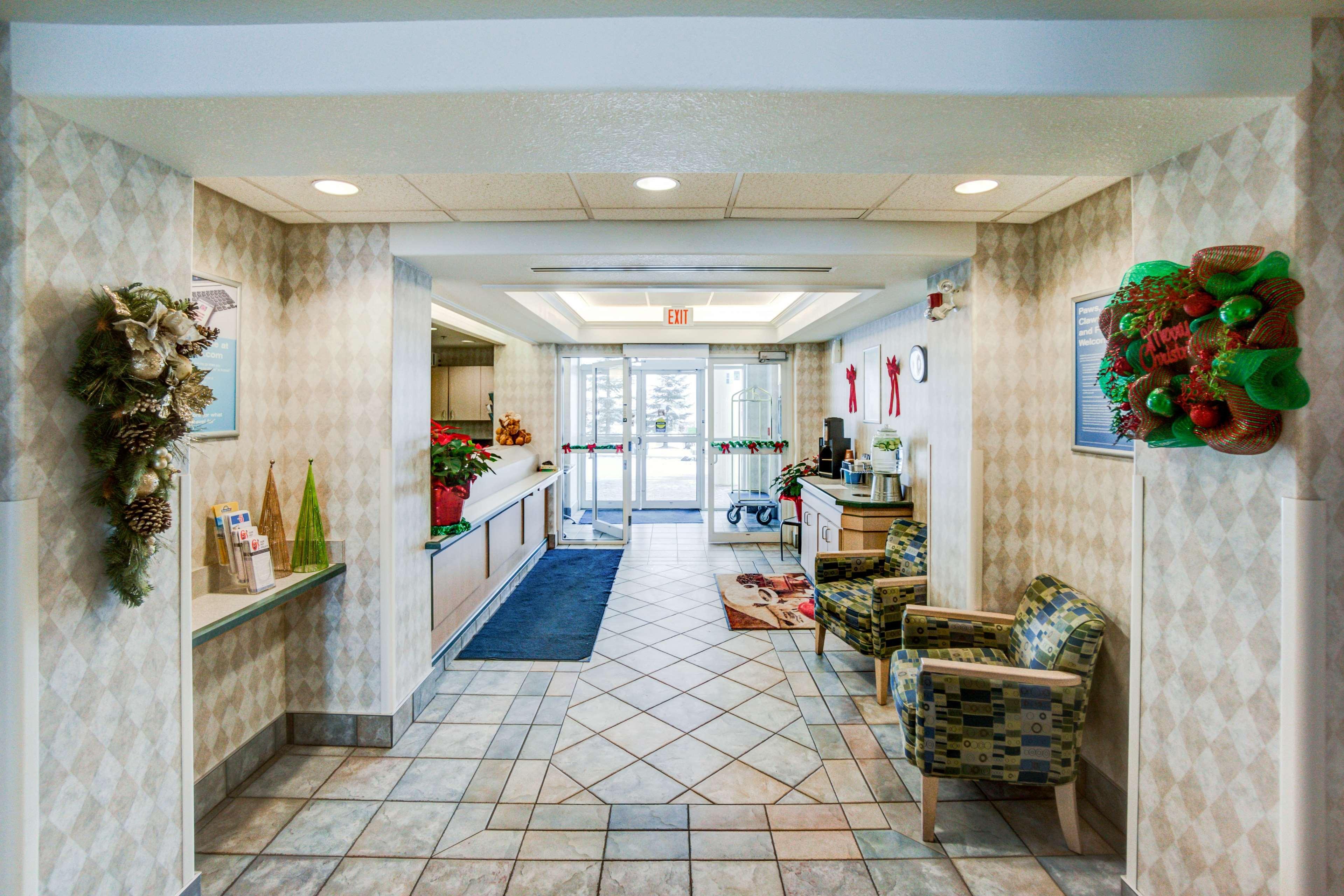 Motel 6-Red Deer, Ab Экстерьер фото