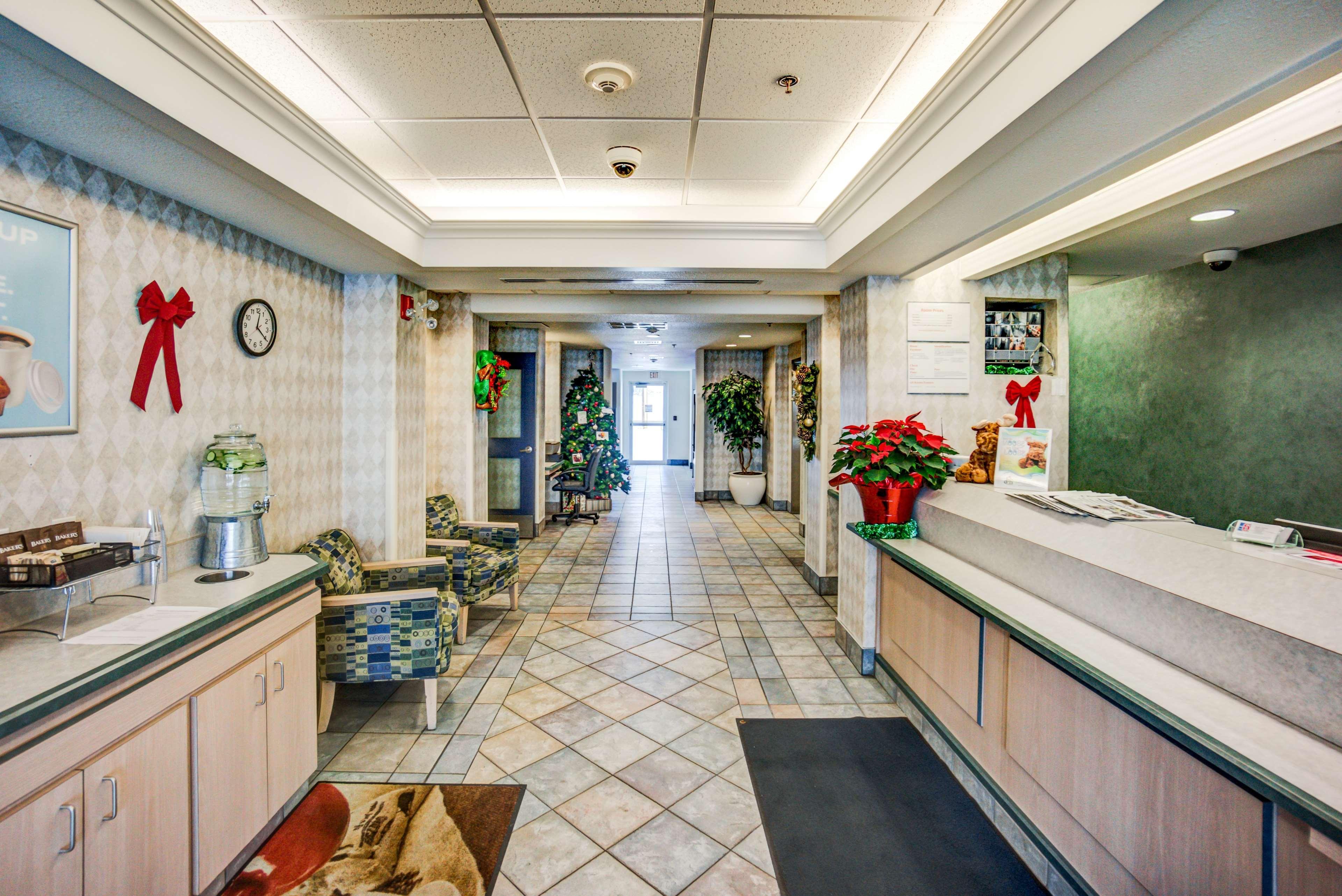 Motel 6-Red Deer, Ab Экстерьер фото