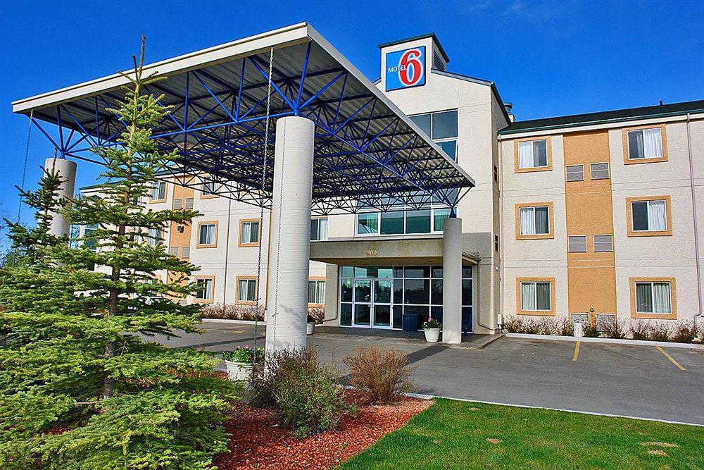 Motel 6-Red Deer, Ab Экстерьер фото